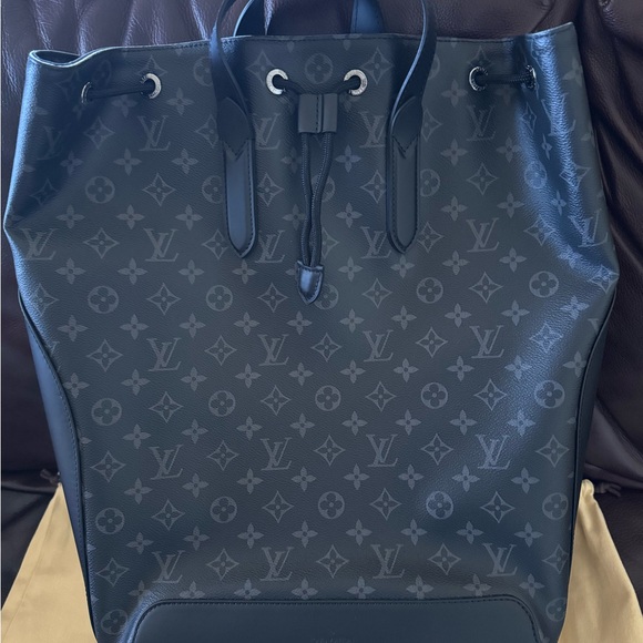 Authentic Louis Vuitton Explorer Duffel Backpack - Picture 15 of 16